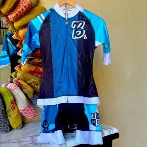 Betty Designs Rugby prep NWOT -Medium-